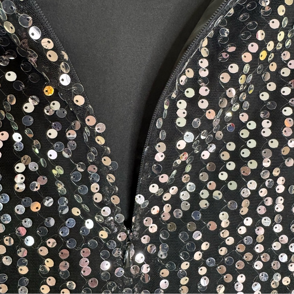 NWT Olivia by Livro Sequin Waller Midi Sheath Dress Black Size XS - Picture 7 of 13